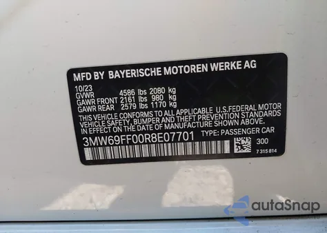 2024 BMW 3 Series 330I z USA, uszkodzony, nr VIN 3MW69FF00R8E07701